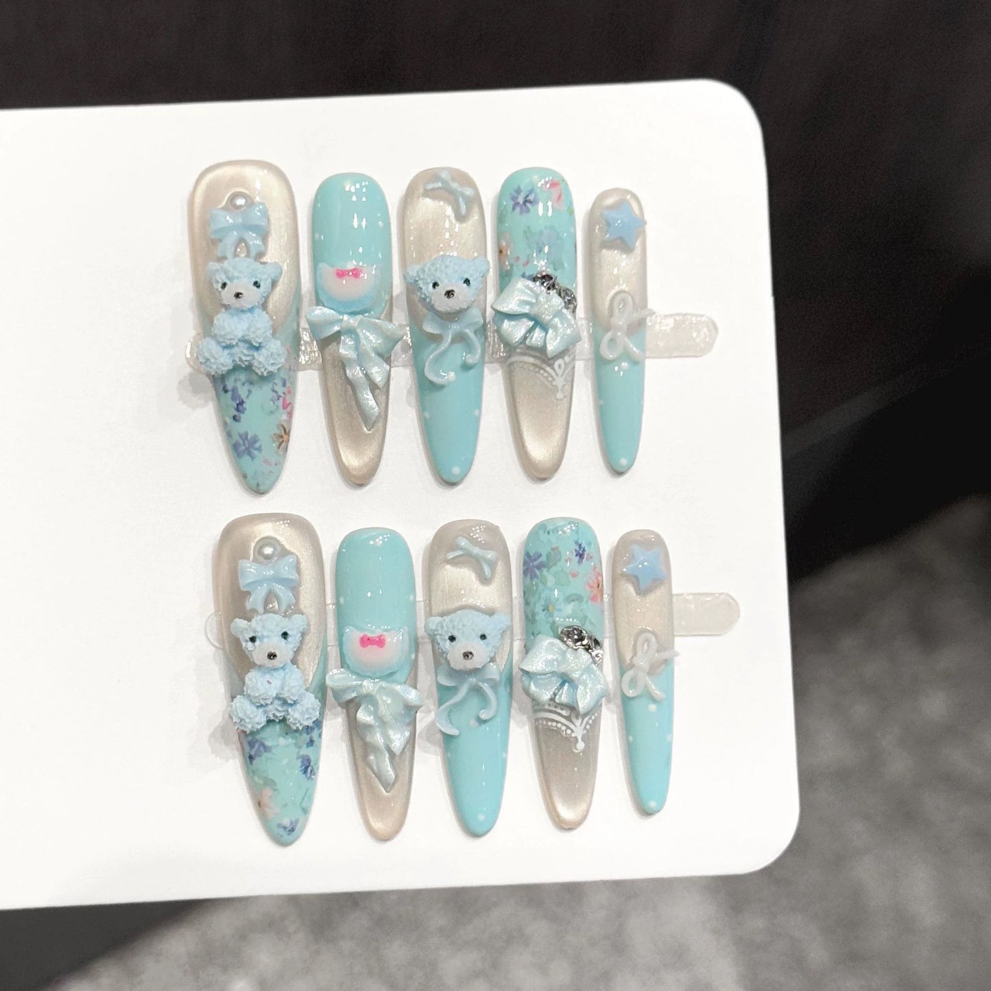 Baby Blue Teddy Nails M