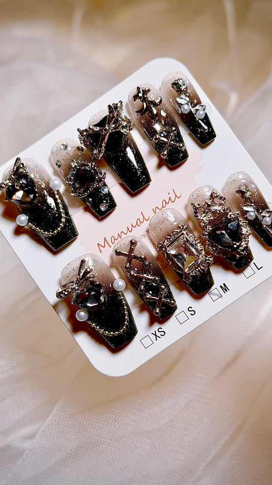 Dark Crown Press On Nails M